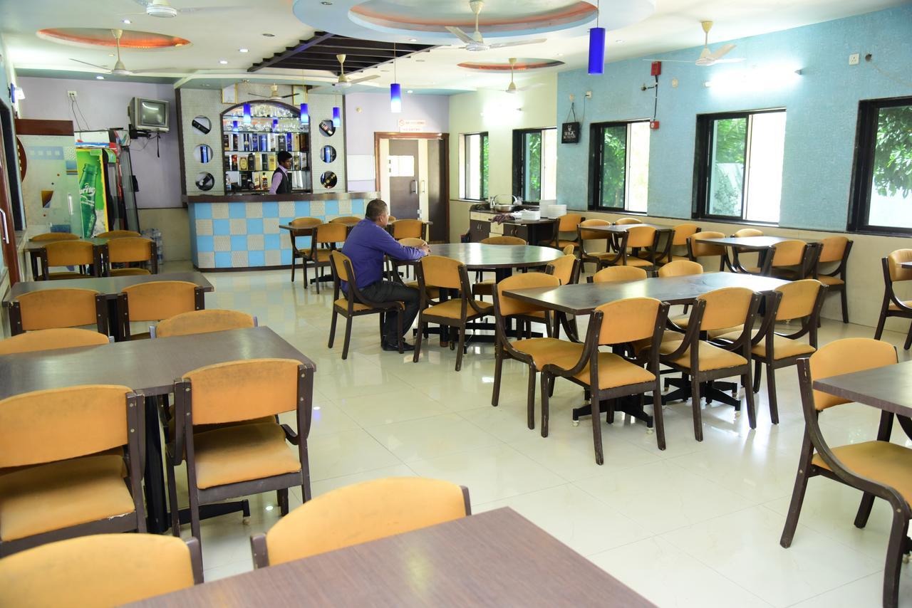 River Touch Resort Silvassa Exterior photo